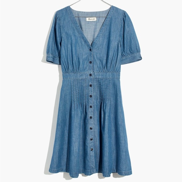 Madewell Dresses & Skirts - Madewell Denim Daylily dress Chambray Blue Shorts Sleeve Button Front  12